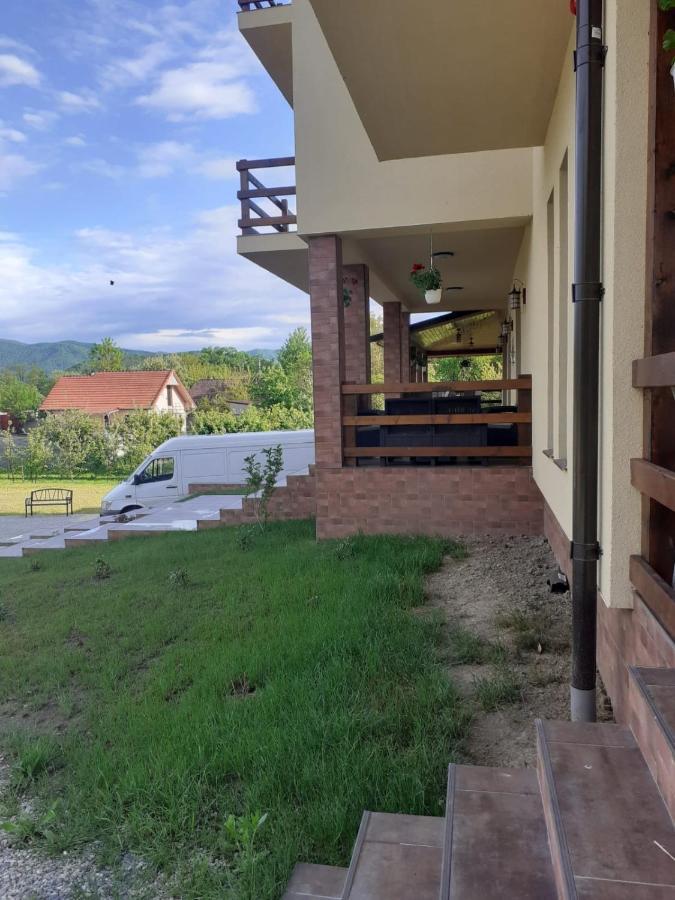 Pensiunea Scorilo Plopi  Exterior foto